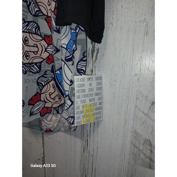 LuLaRoe Women's Size Gray Randy Shirt Patriotic Uncle Sam Stars 3XL - Picture 2 of 7